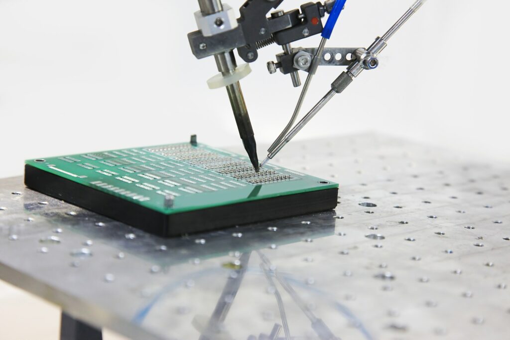 equipment for soldering chips