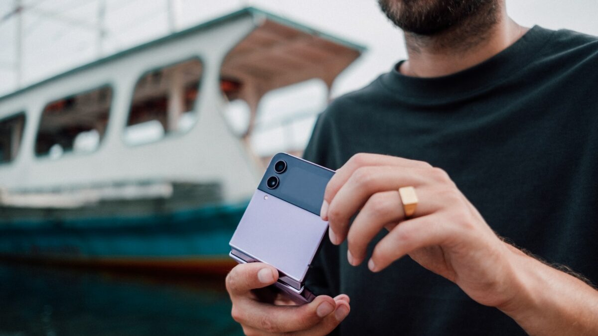 Galaxy Z Flip 5: Das kleinste Samsung-Telefon mit DeX-Unterstützung
