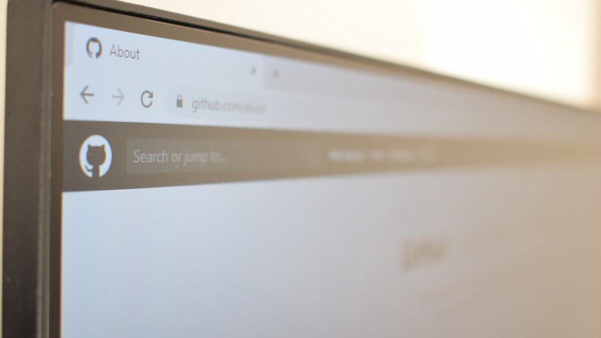 Brave Browser: Neue Funktion "Forgetful Browsing" vereitelt hinterlistige Tracker