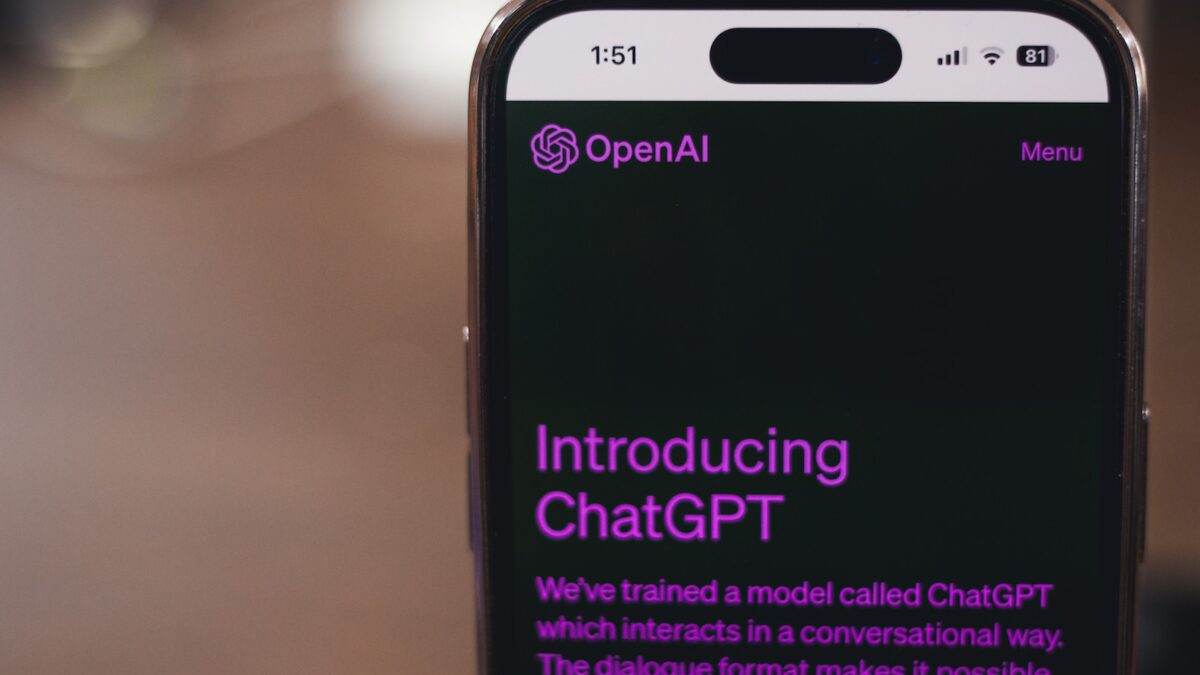 ChatGPT jetzt als kostenlose iOS-App verfügbar!