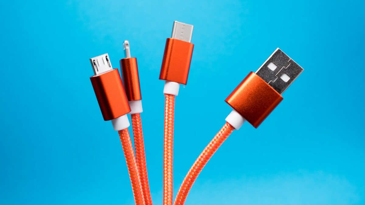 orEU warnt Apple vor Begrenzung der Geschwindigkeit von nicht zertifizierten USB-C-Kabeln für iPhones