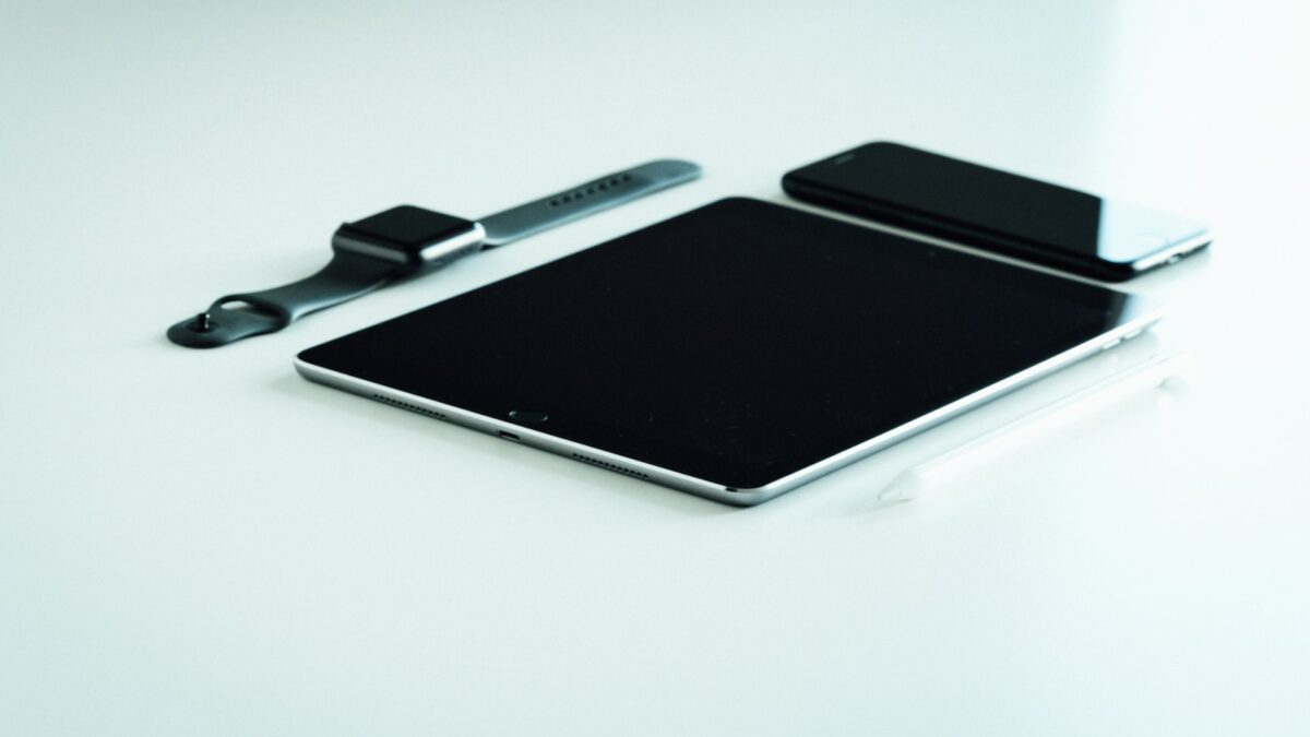 Apple Vision Pro mit 30-Zoll Display - Ein Gewichtiger Auftritt mit Einem Preis