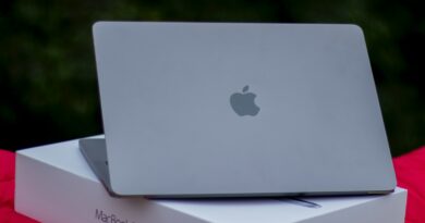 Neues MacBook Pro mit OLED-Display: Apple verschiebt Einführung auf 2027