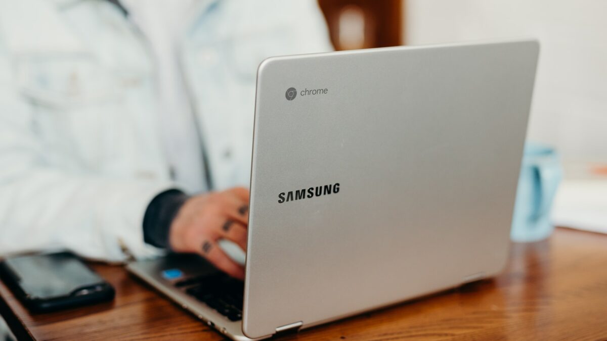 PDF-Unterschriften und mehr: Galaxy Chromebooks erhalten bahnbrechendes ChromeOS 115 Update