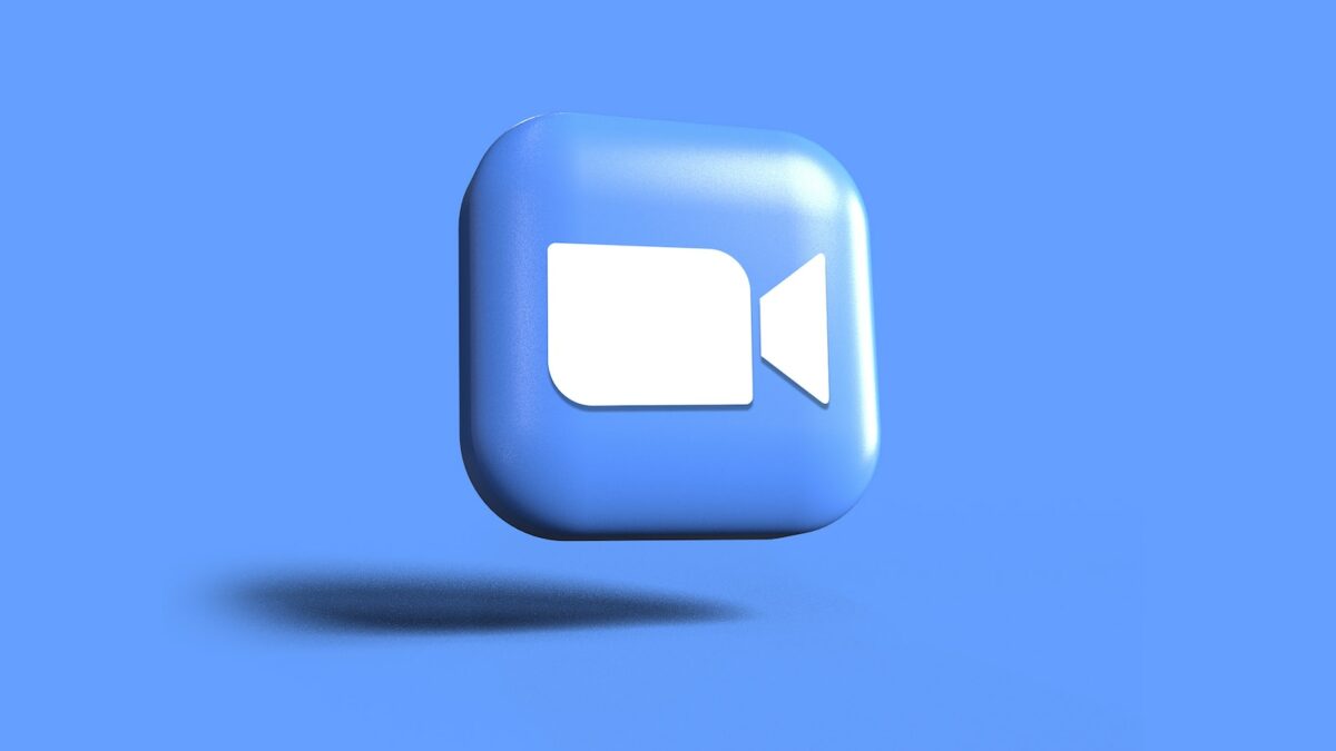 a blue square with a white speech bubble