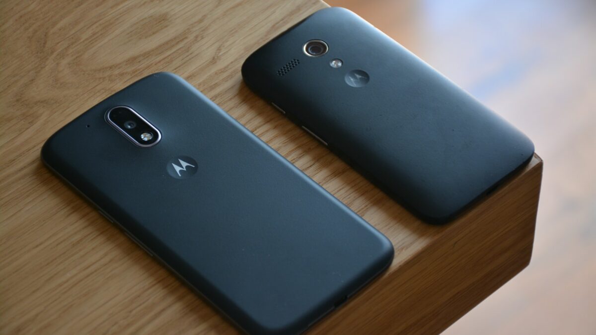 Black Motorola Android Smartphone