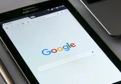 Black Samsung Tablet Display Google Browser on Screen
